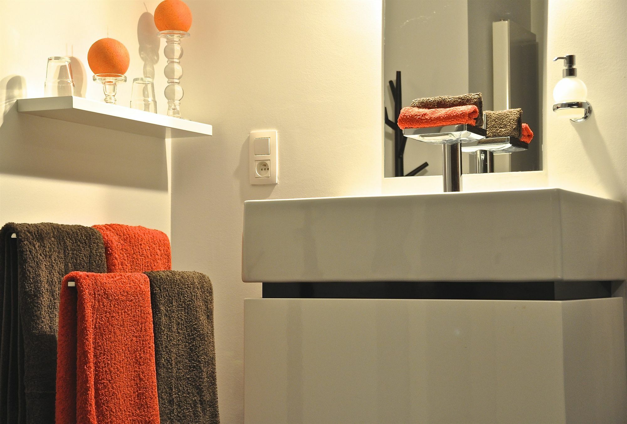 B&B Un Jardin En Ville Saint-Gilles Екстер'єр фото
